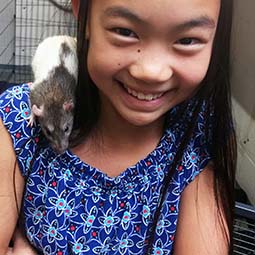 youth-kids-with-animals-girl-rat-rodent.jpg